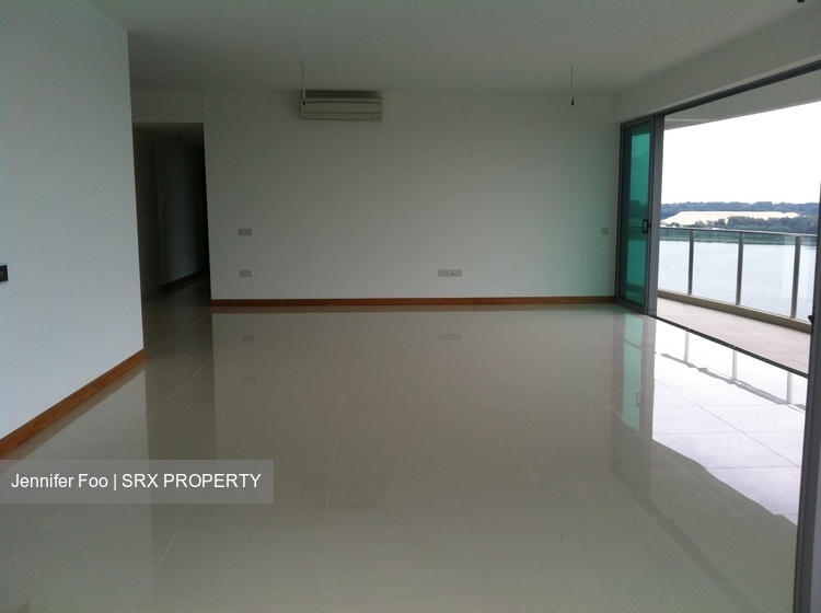Waterfront Waves (D16), Condominium #375545541